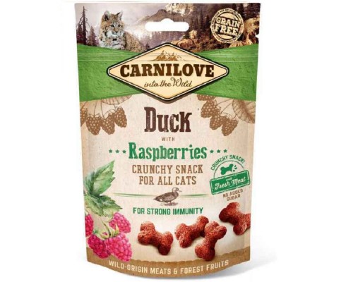Лакомство для котов Crunchy Snack с уткой и малиной 50 г Carnilove